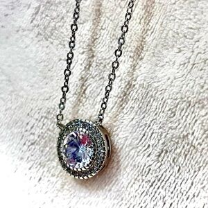 Elegant  Swarovski Halo Crystal Silver Necklace
